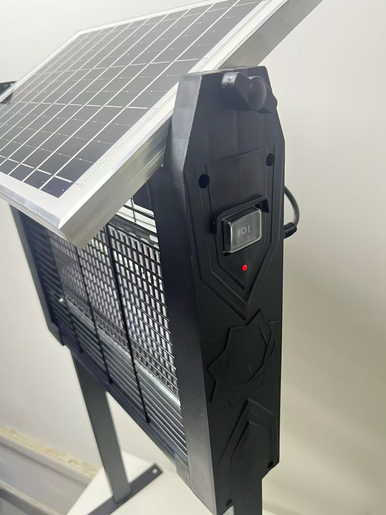 Rechargeable Mosquito Trap for Camping