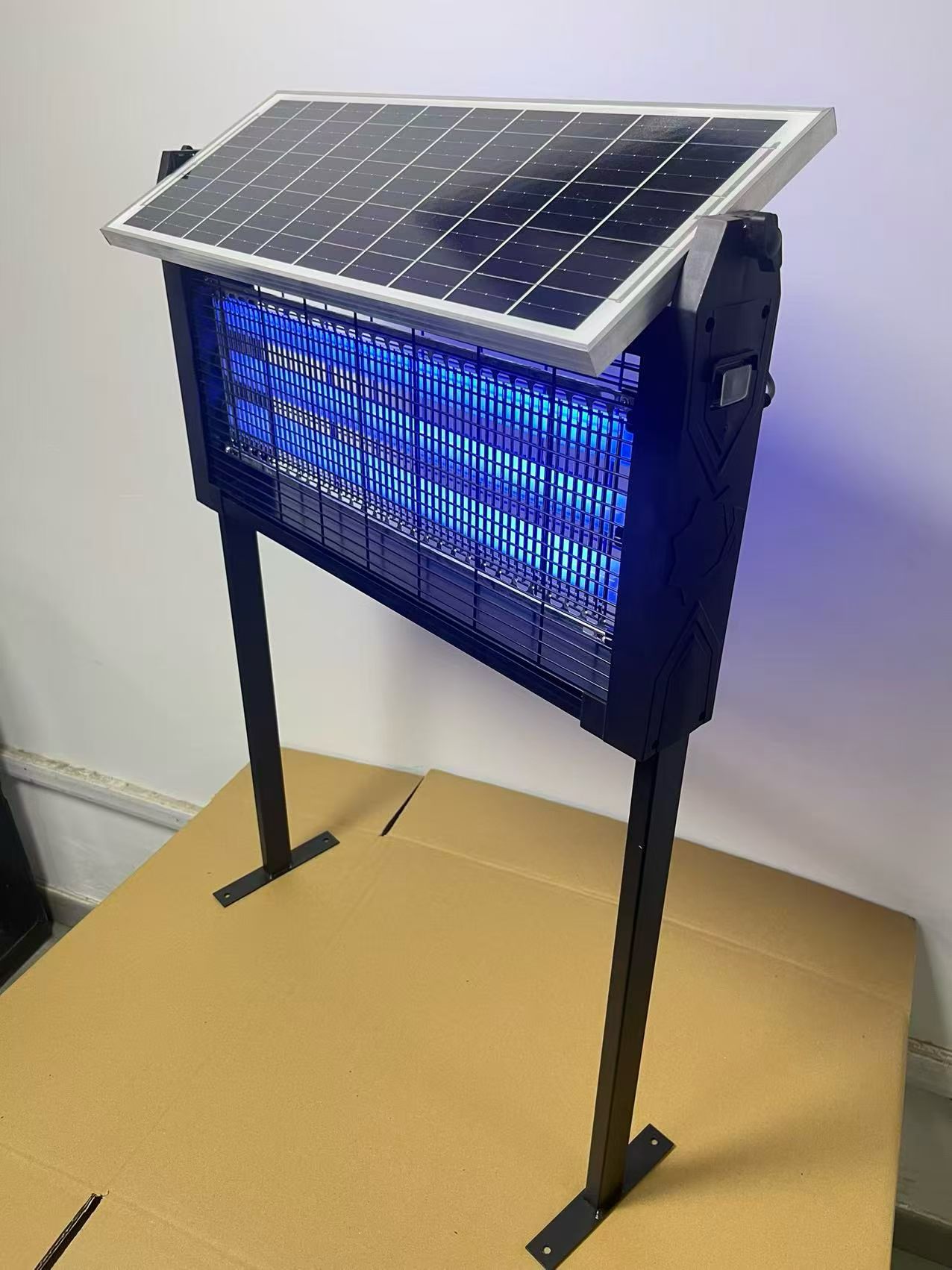 Hanging Mosquito Lamp for Courtyard